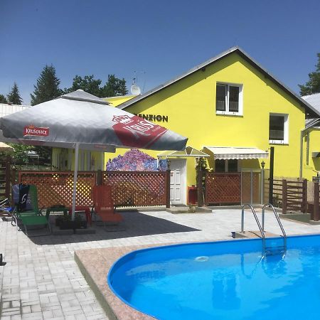 Penzion Krasny Dvur Exteriör bild