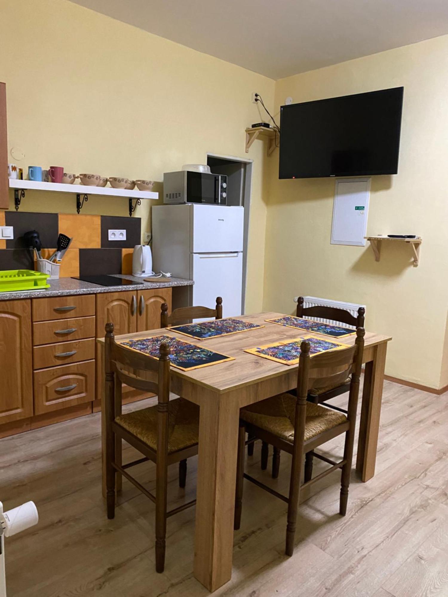 Penzion Krasny Dvur Exteriör bild