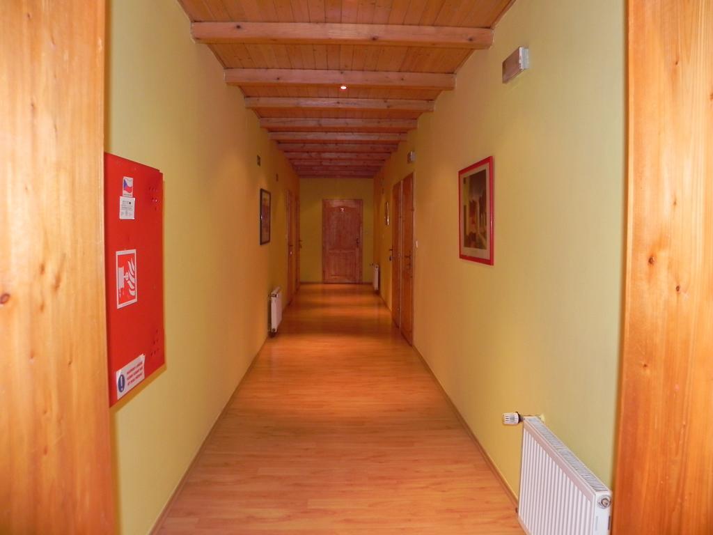 Penzion Krasny Dvur Exteriör bild