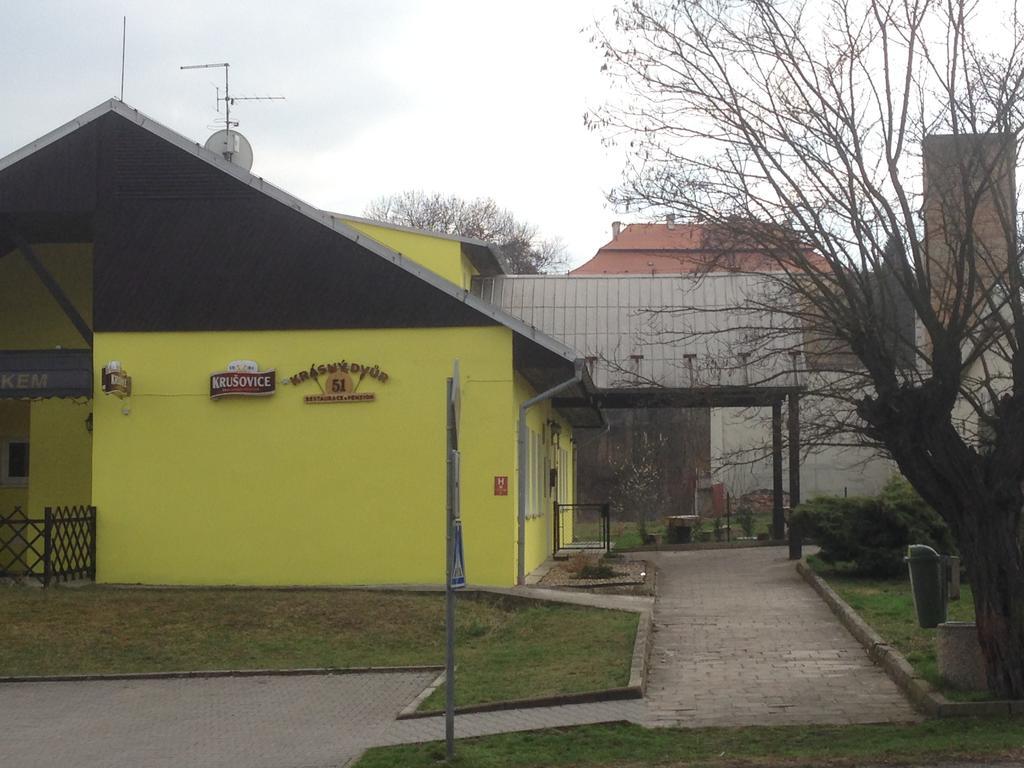 Penzion Krasny Dvur Exteriör bild