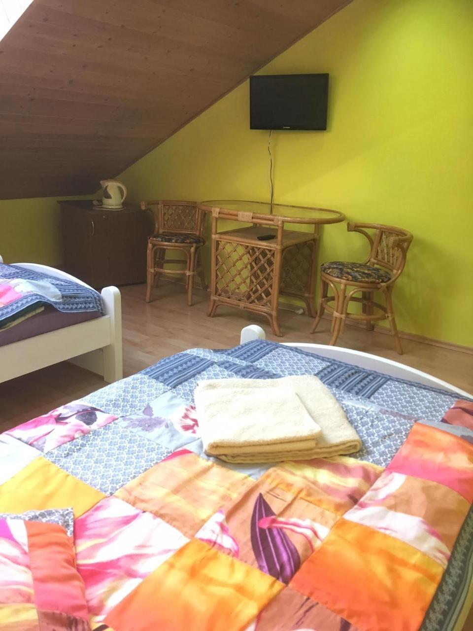 Penzion Krasny Dvur Exteriör bild